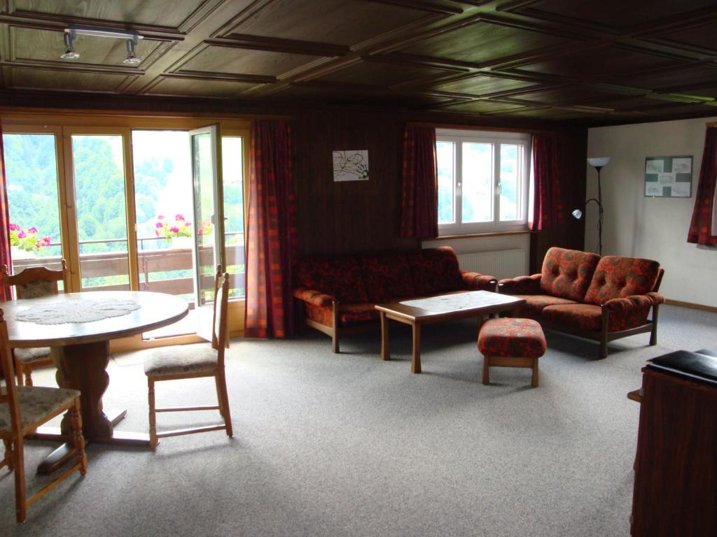 Hotel Old-Jnn Saas im Prattigau Pokoj fotografie