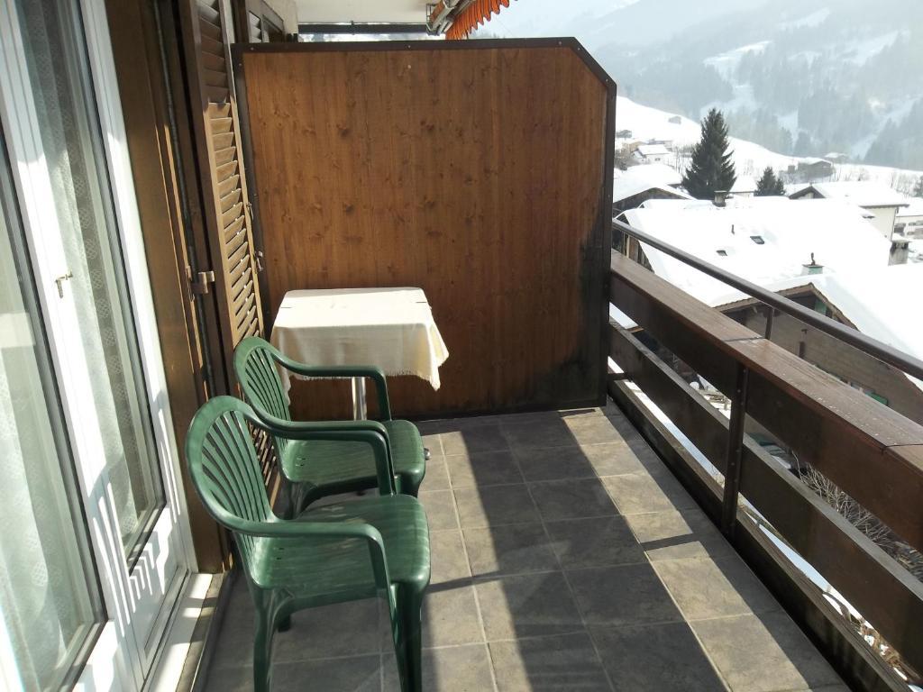 Hotel Old-Jnn Saas im Prattigau Pokoj fotografie