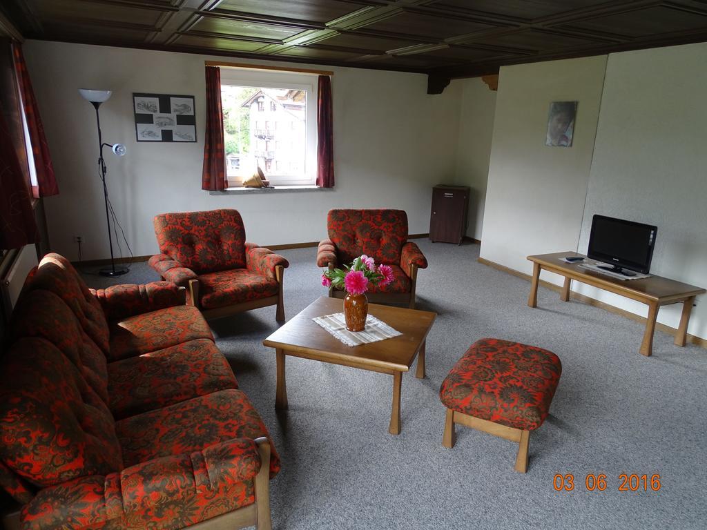 Hotel Old-Jnn Saas im Prattigau Pokoj fotografie